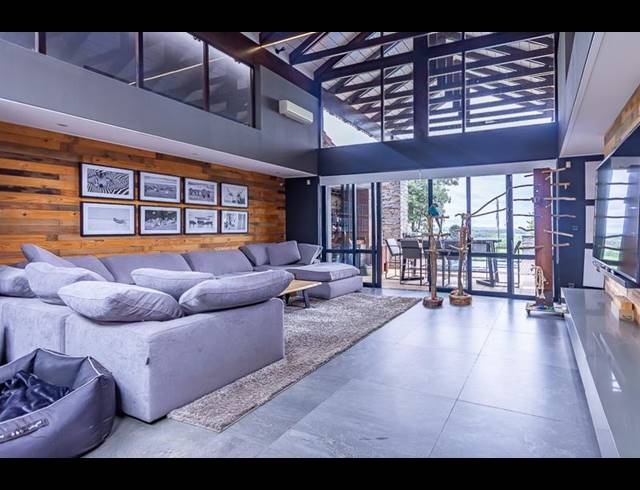 4 BEDROOM HOUSE FOR SALE IN COPPERLEAF ESTATE